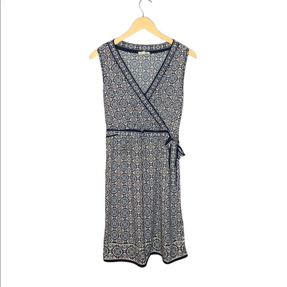 Max Studio Sleeveless Geometric Patterned Dress